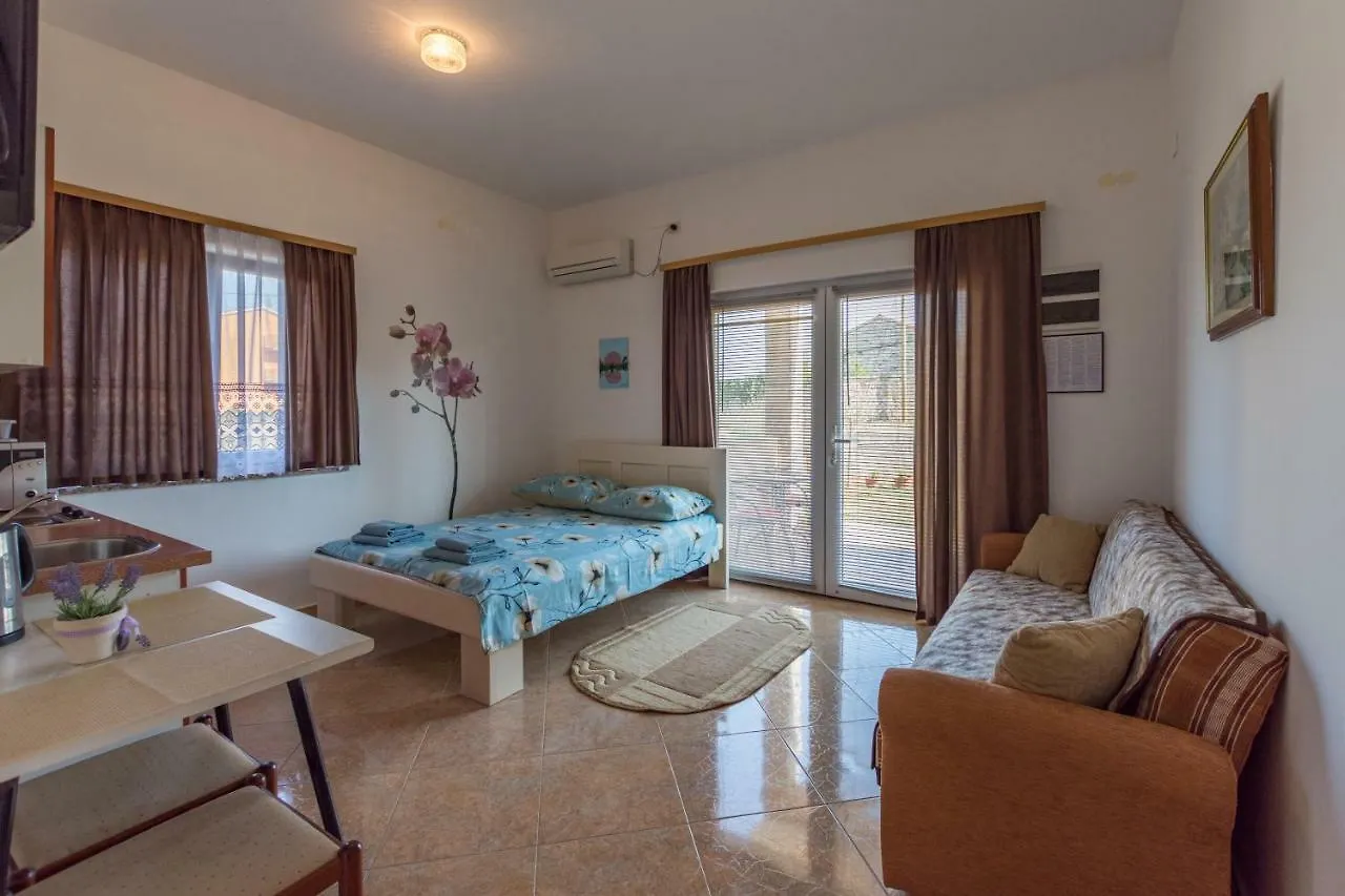 Apartment Lavanda 2 Porec Croatia